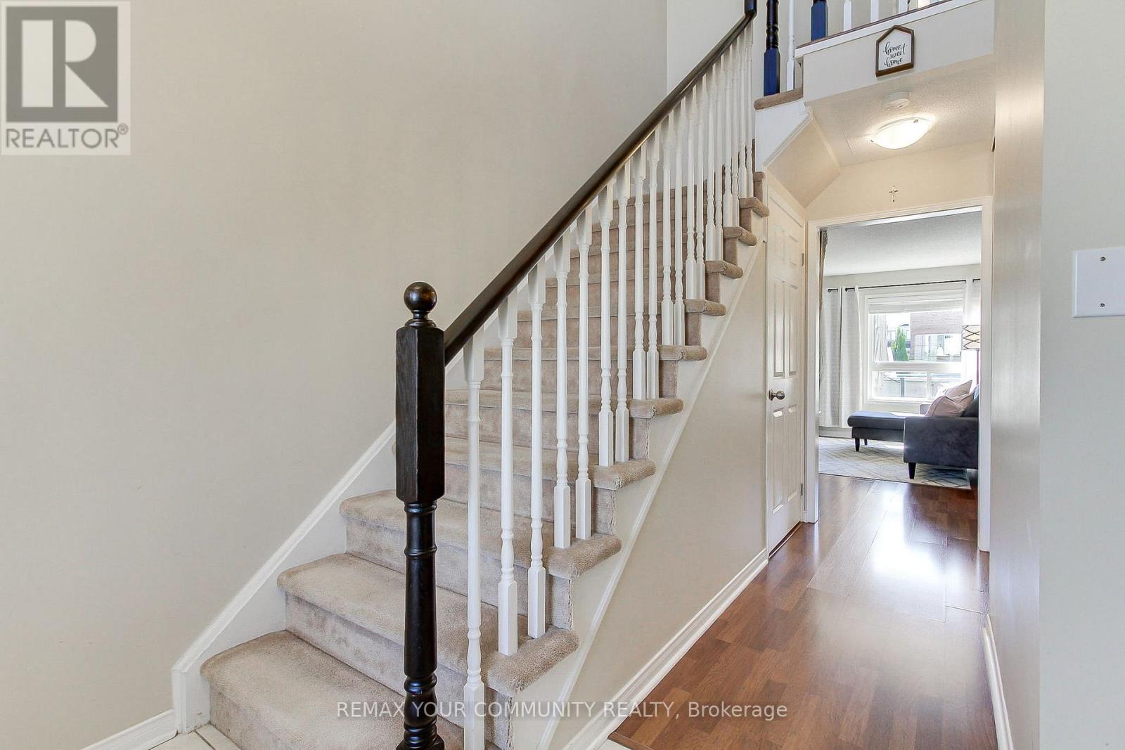 65 Liberty Crescent, Bradford West Gwillimbury, Ontario  L3Z 0P5 - Photo 6 - N13094064