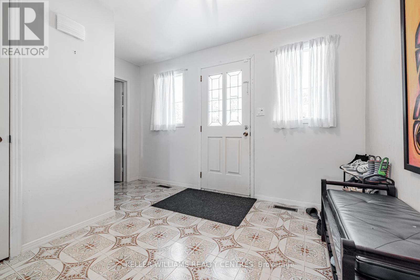 10 Hawthorne Lane, Aurora, Ontario  L4G 3K7 - Photo 9 - N13094088