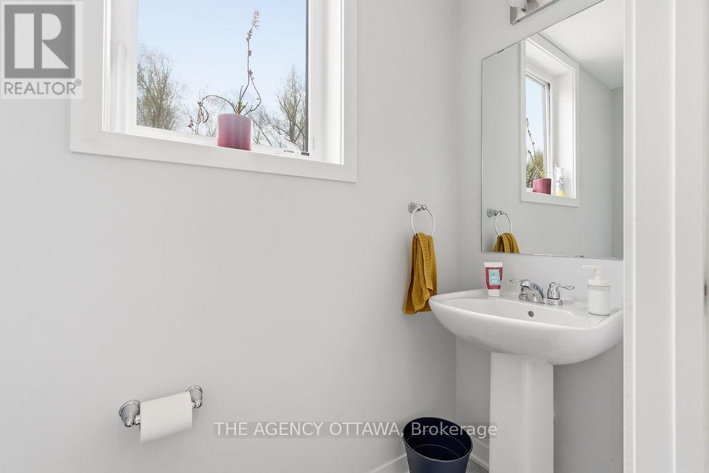 920 Nova Private, Ottawa, Ontario  K2J 7B2 - Photo 23 - X13094004