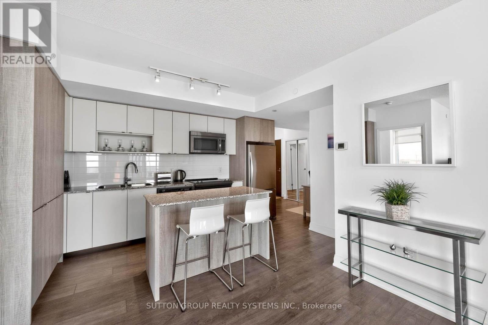2504 - 9 Valhalla Inn Road, Toronto, Ontario  M9B 0B2 - Photo 16 - W13094020
