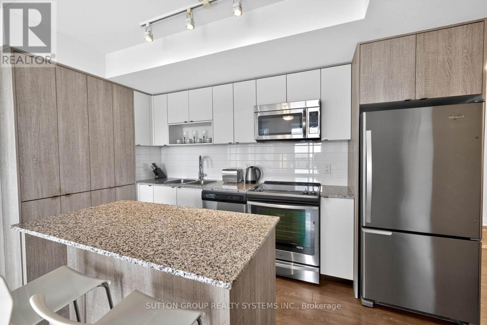 2504 - 9 Valhalla Inn Road, Toronto, Ontario  M9B 0B2 - Photo 18 - W13094020