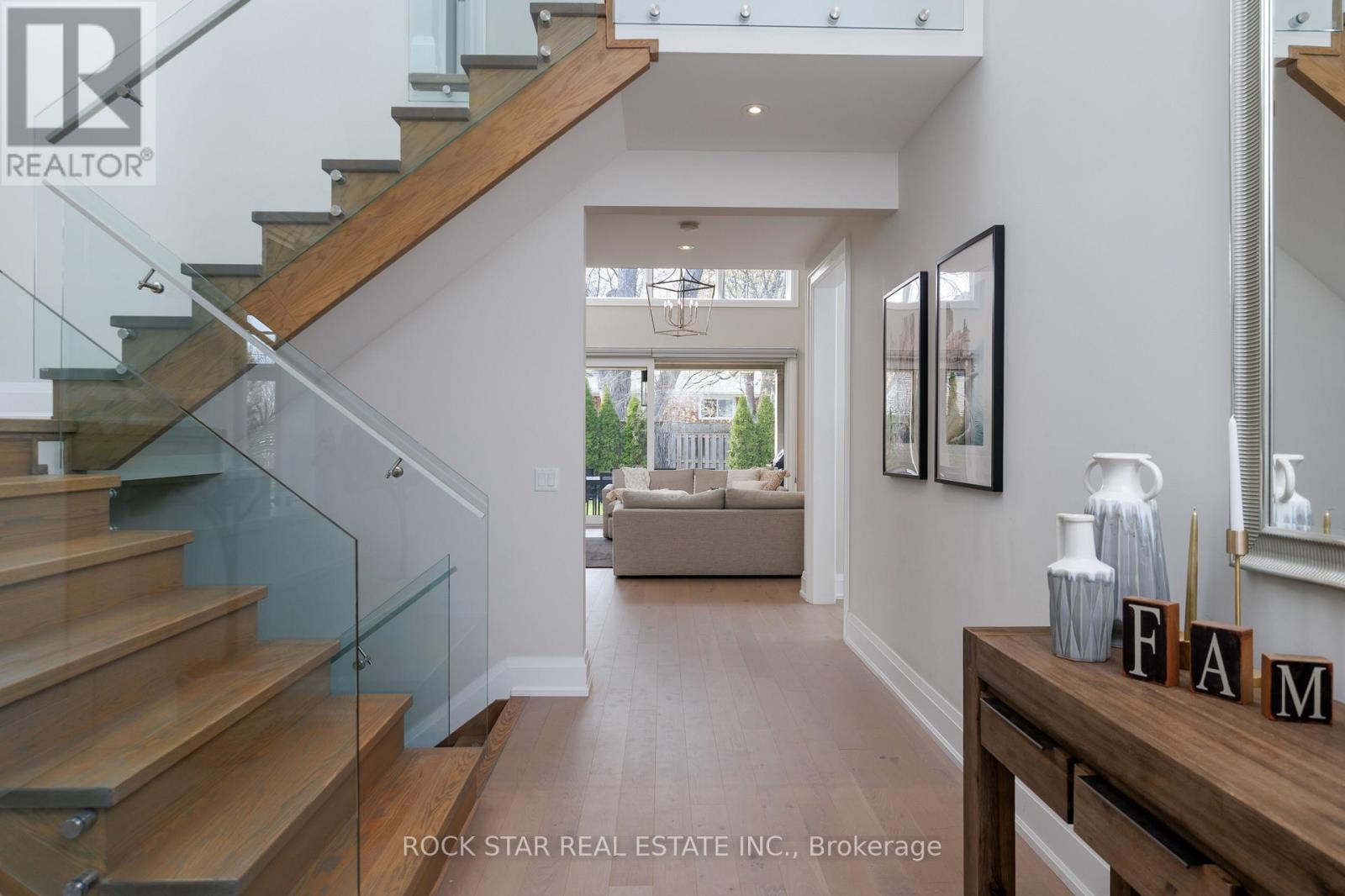 2443 Applewood Drive, Oakville, Ontario  L6L 1V7 - Photo 11 - W13094024