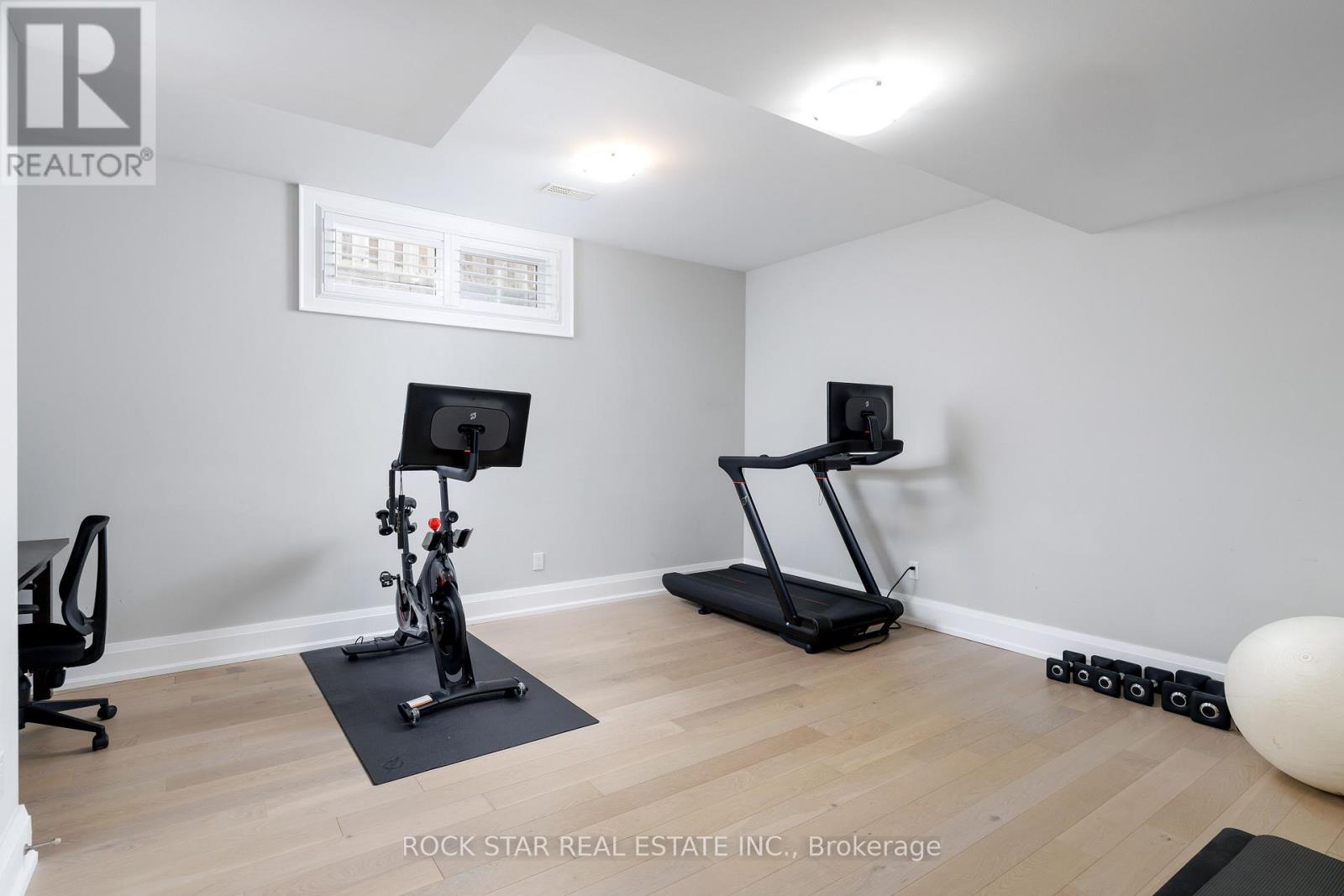 2443 Applewood Drive, Oakville, Ontario  L6L 1V7 - Photo 47 - W13094024