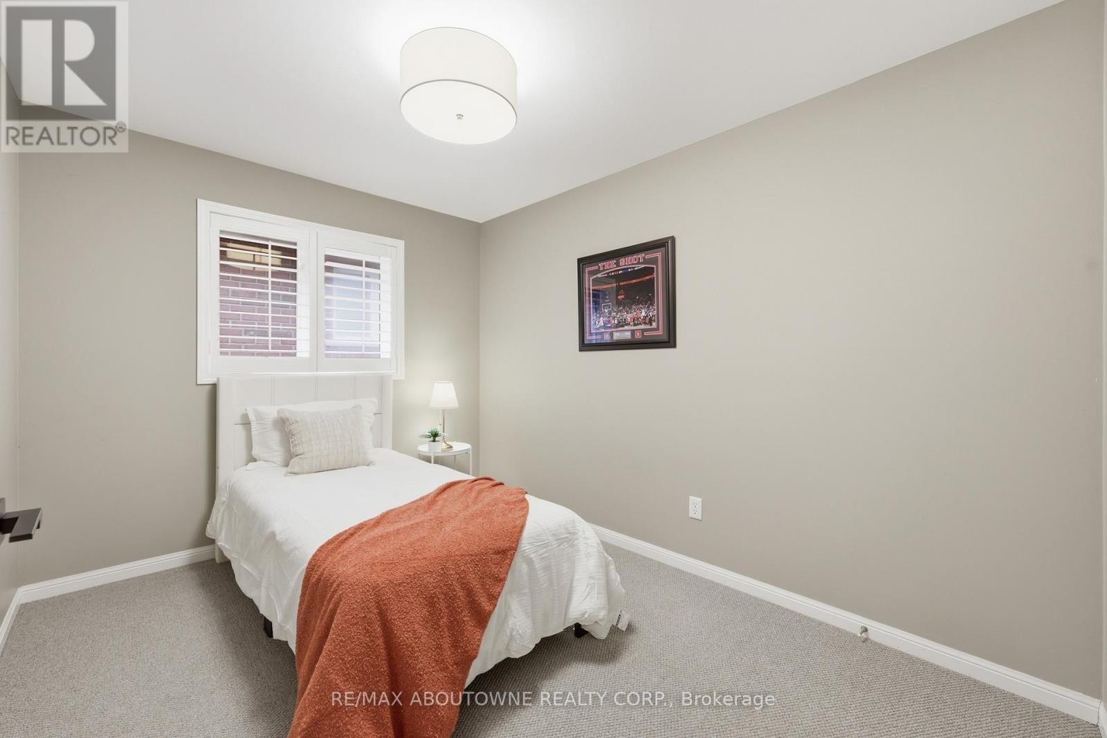 2202 Brookhaven Crescent, Oakville, Ontario  L6M 5B8 - Photo 32 - W13094032
