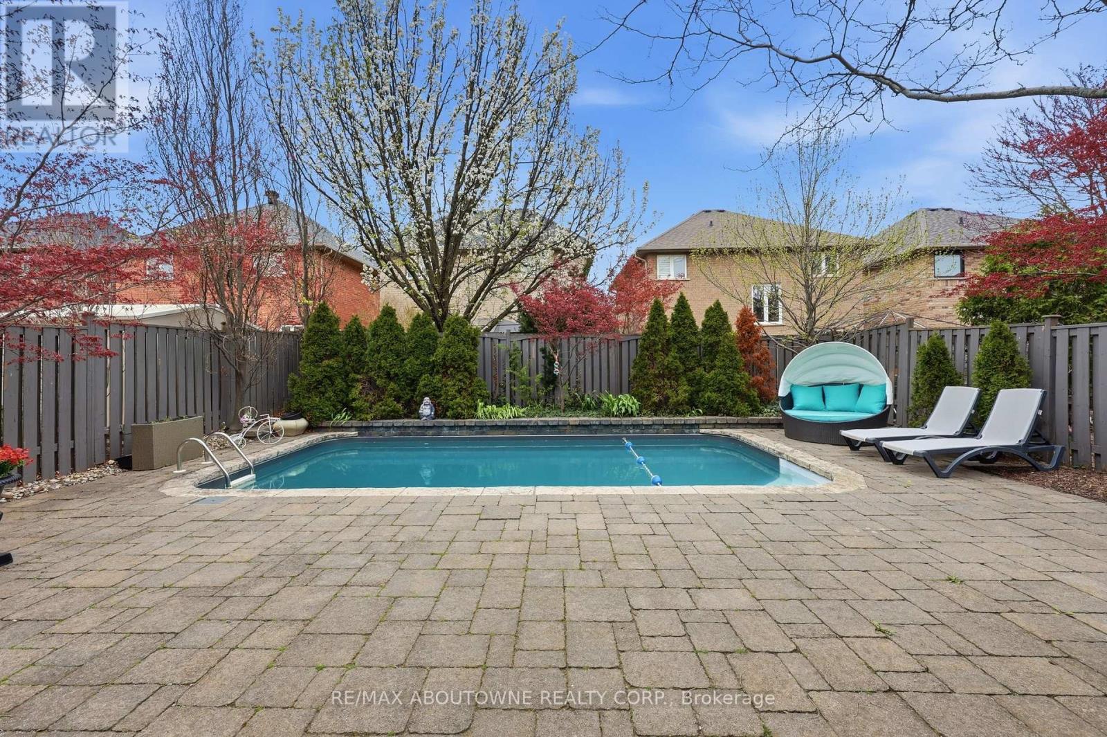 2202 Brookhaven Crescent, Oakville, Ontario  L6M 5B8 - Photo 44 - W13094032