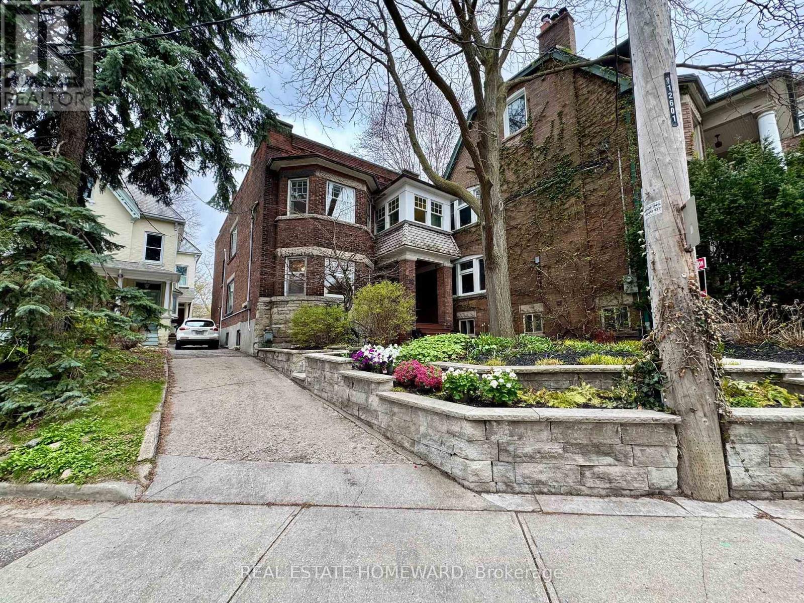 92 INDIAN ROAD, Toronto, Ontario
