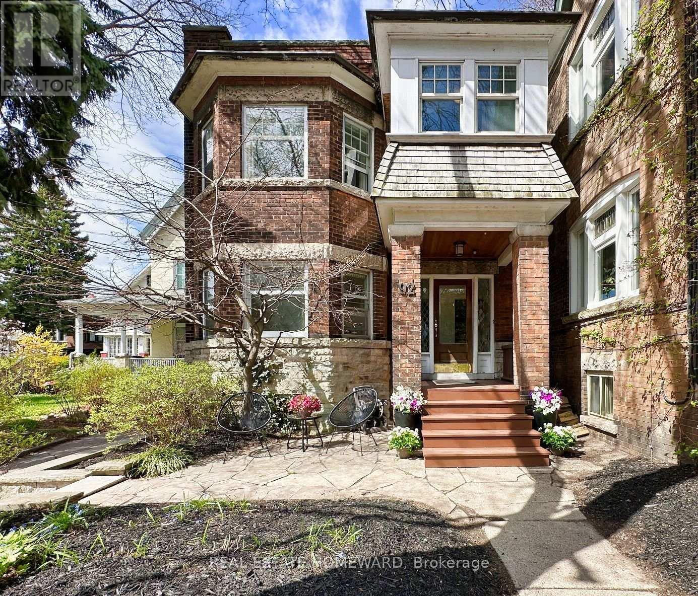 92 Indian Road, Toronto, Ontario  M6R 2V4 - Photo 2 - W13094034