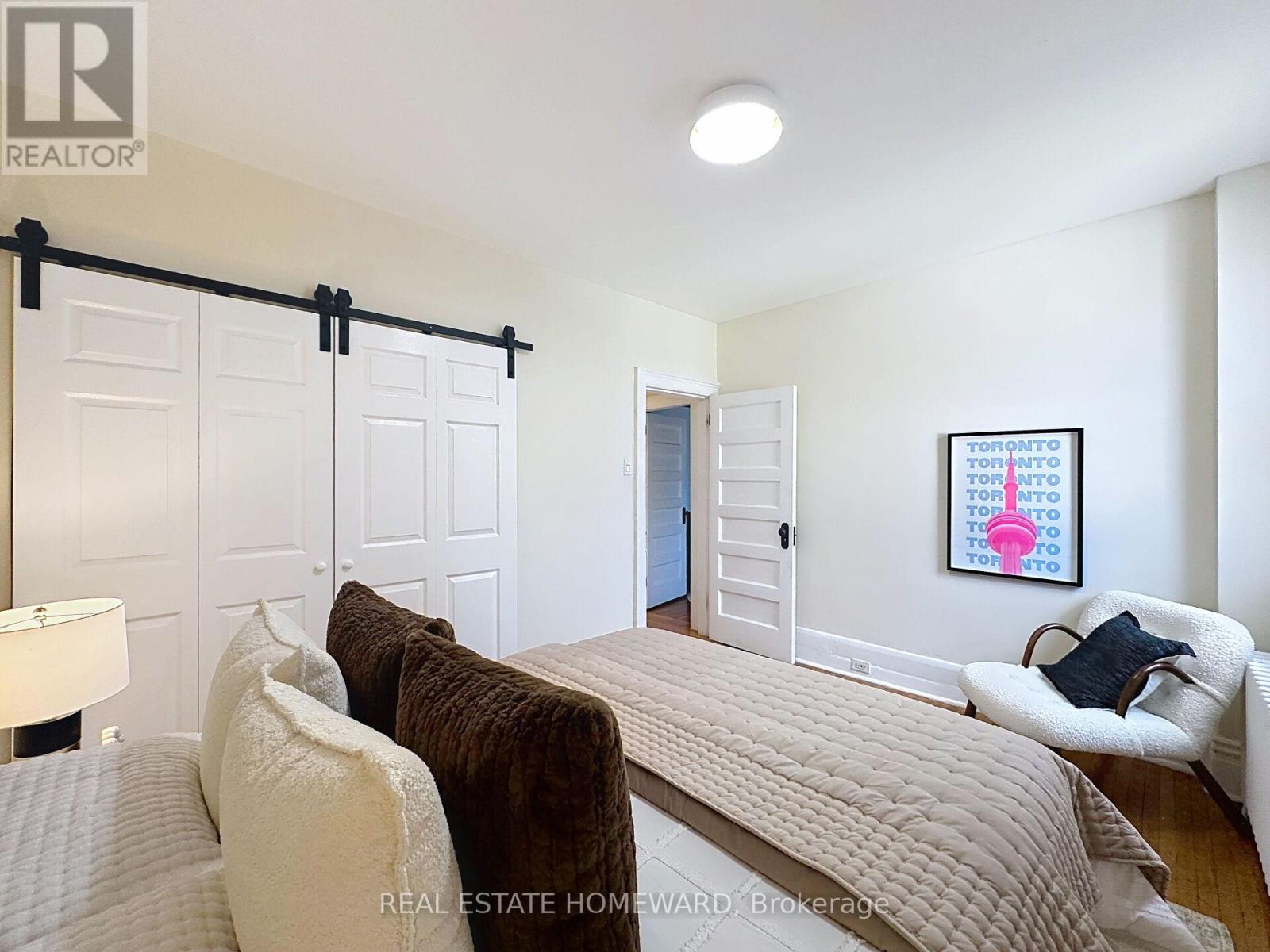 92 Indian Road, Toronto, Ontario  M6R 2V4 - Photo 27 - W13094034