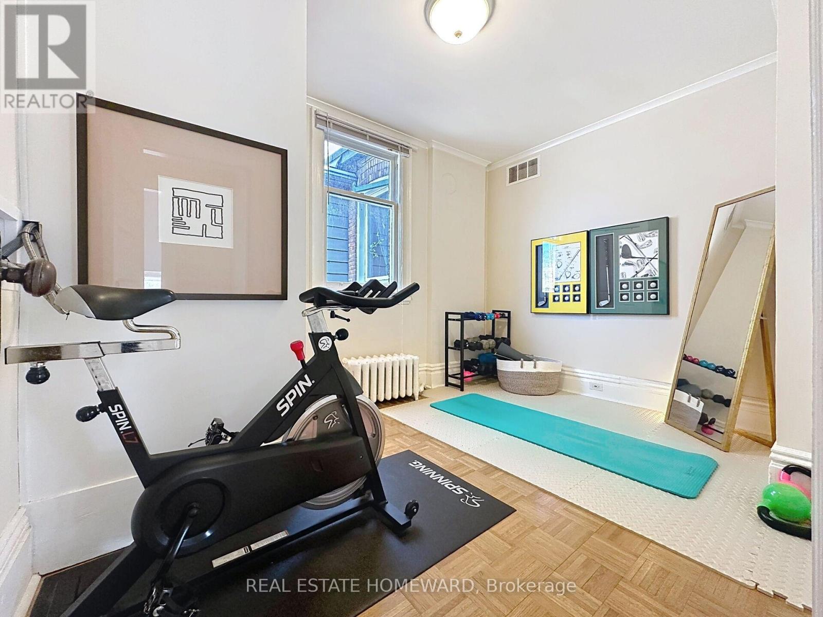 92 Indian Road, Toronto, Ontario  M6R 2V4 - Photo 30 - W13094034
