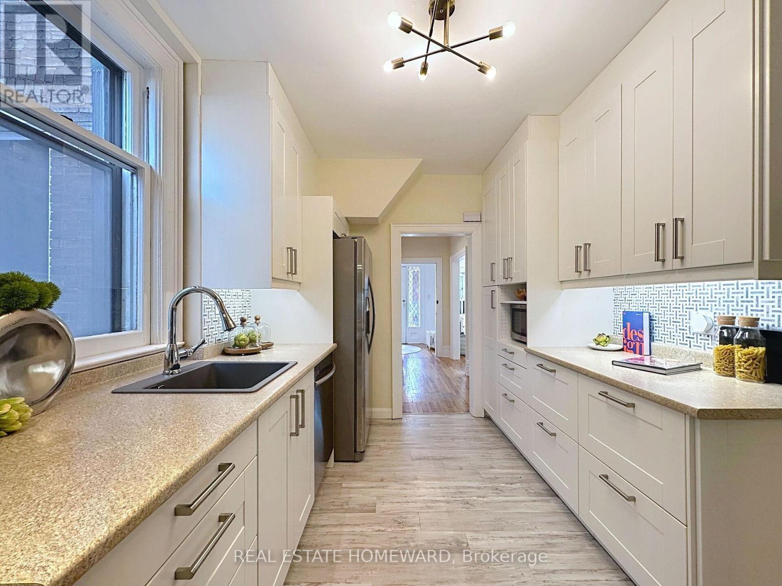 92 Indian Road, Toronto, Ontario  M6R 2V4 - Photo 34 - W13094034