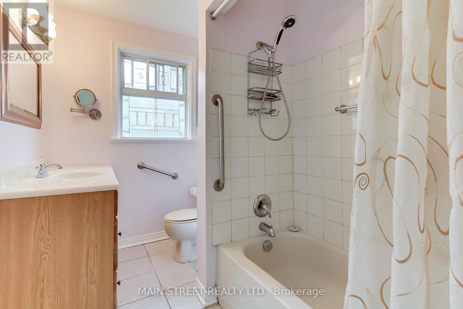 14 Westhampton Drive, Toronto, Ontario  M9R 1X6 - Photo 30 - W13094038