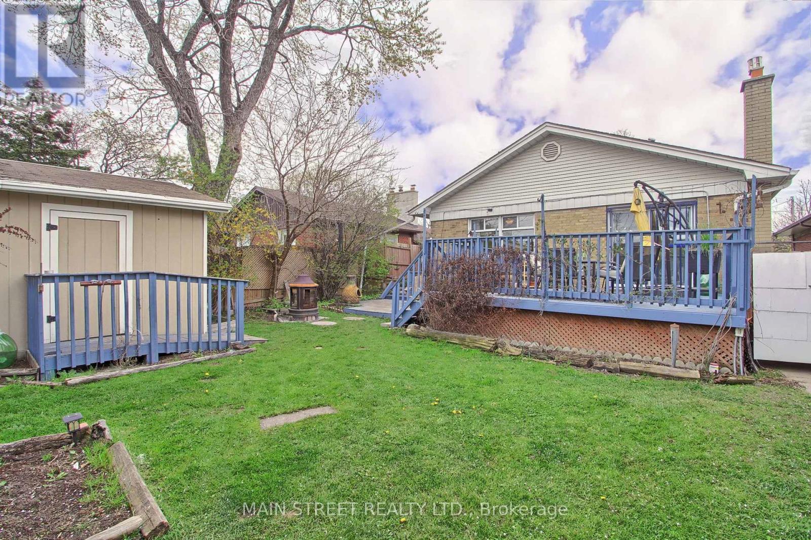 14 Westhampton Drive, Toronto, Ontario  M9R 1X6 - Photo 45 - W13094038