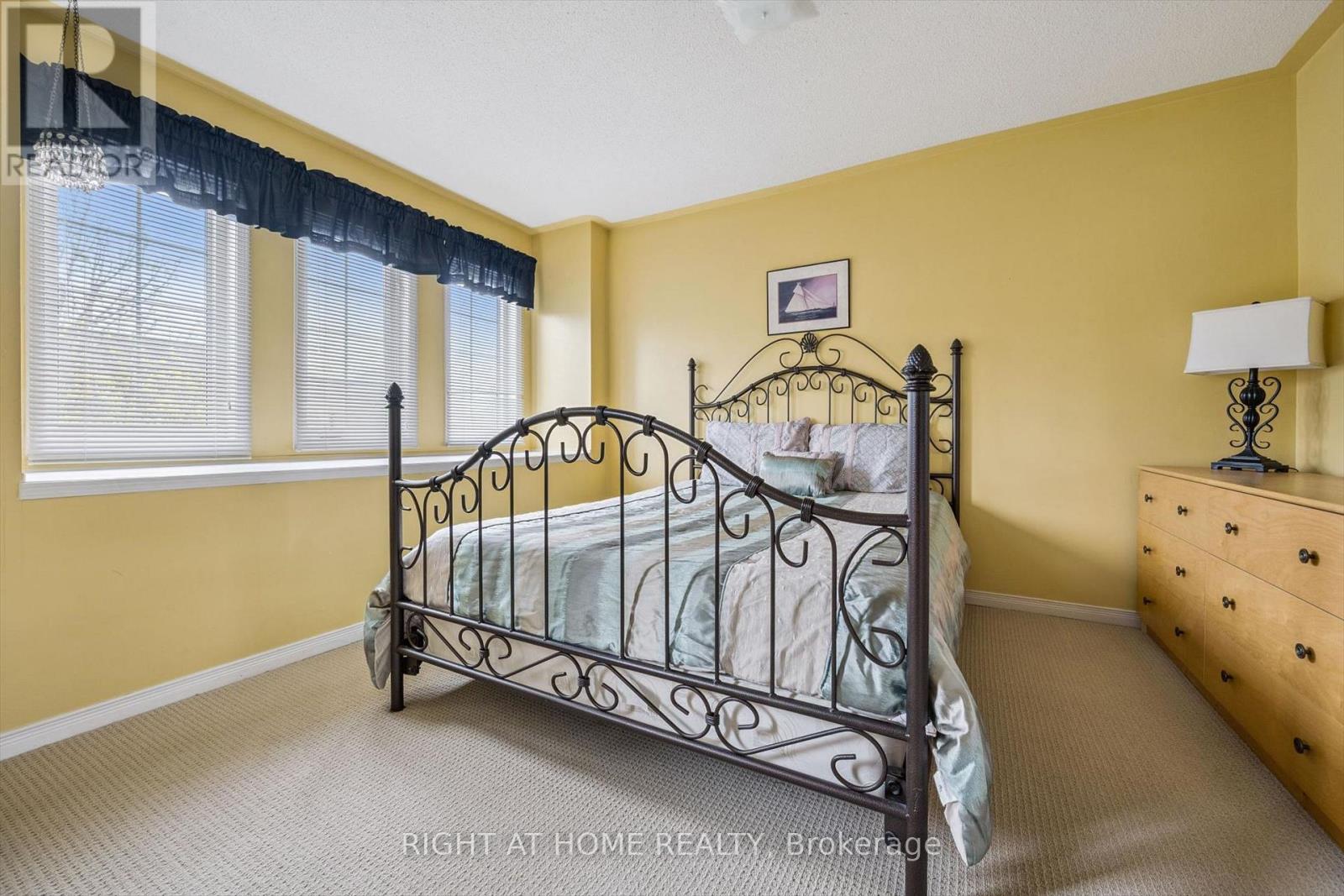 22 Zebra Trail, Brampton, Ontario  L6R 2J2 - Photo 16 - W13094048