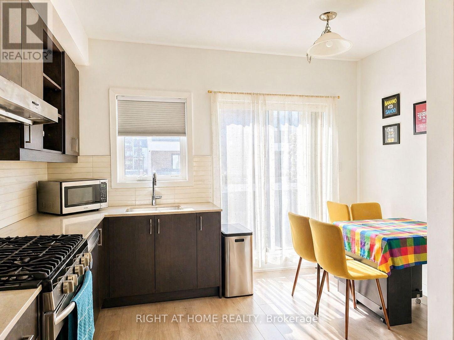 74 Stanley Greene Boulevard, Toronto, Ontario  M3K 0C8 - Photo 3 - W13094068