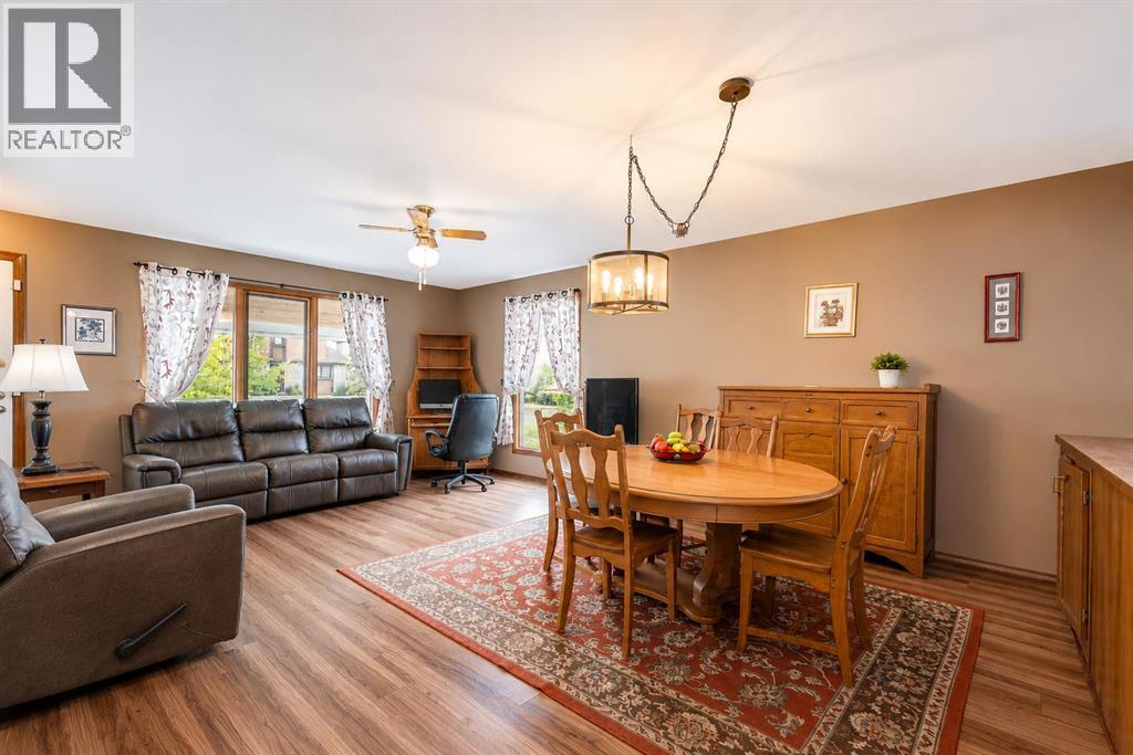 5005 43 Street E, Sylvan Lake, Alberta  T4S 1C1 - Photo 4 - A2296502