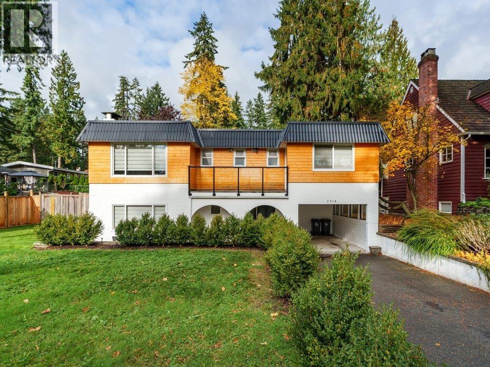 2518 Swinburne Avenue, North Vancouver, British Columbia  V7H 1L5 - Photo 3 - R3116845
