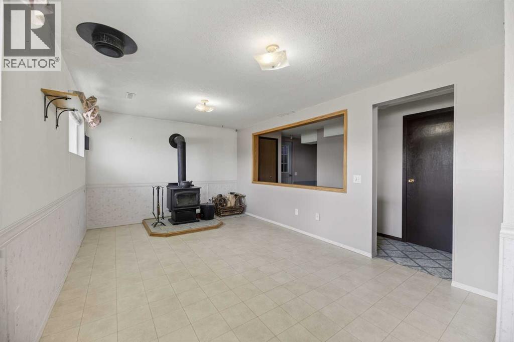11 Westhill Crescent, Didsbury, Alberta  T0M 0W0 - Photo 18 - A2307344