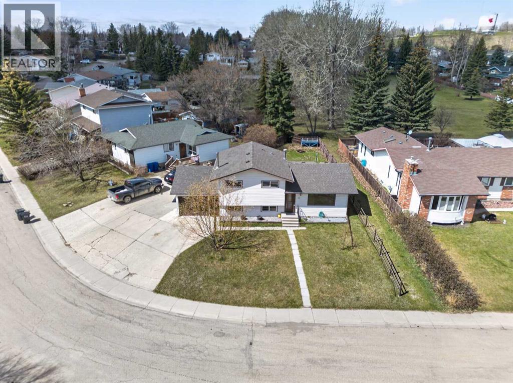 11 Westhill Crescent, Didsbury, Alberta