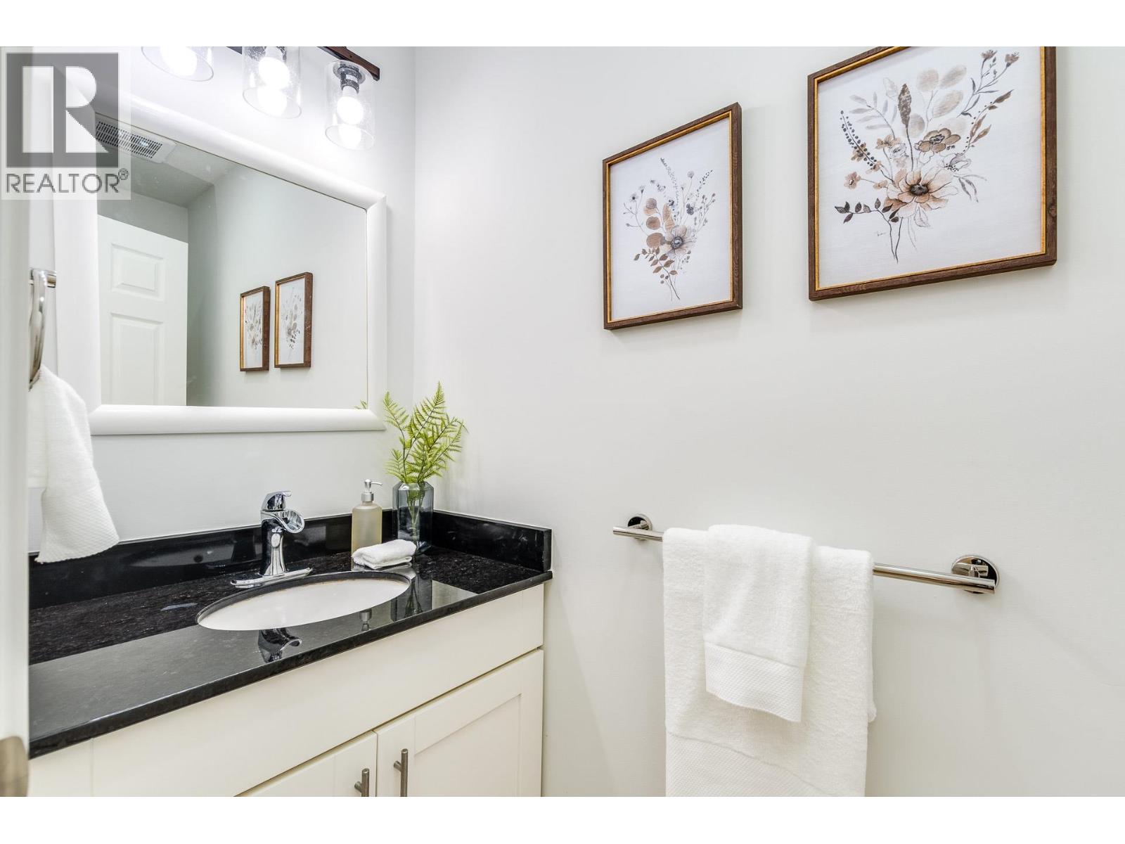 2155 Rindall Avenue, Port Coquitlam, British Columbia  V3C 1T9 - Photo 14 - R3119659