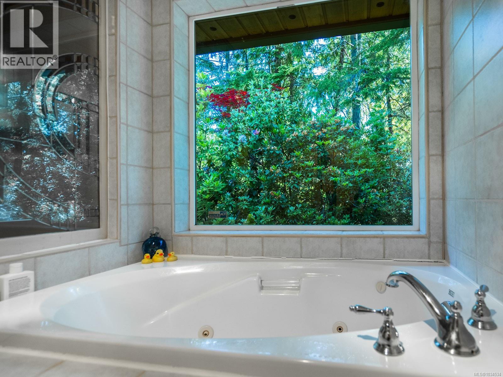 1055 Spider Lake Rd, Qualicum Beach, British Columbia  V9K 2L7 - Photo 33 - 1034534