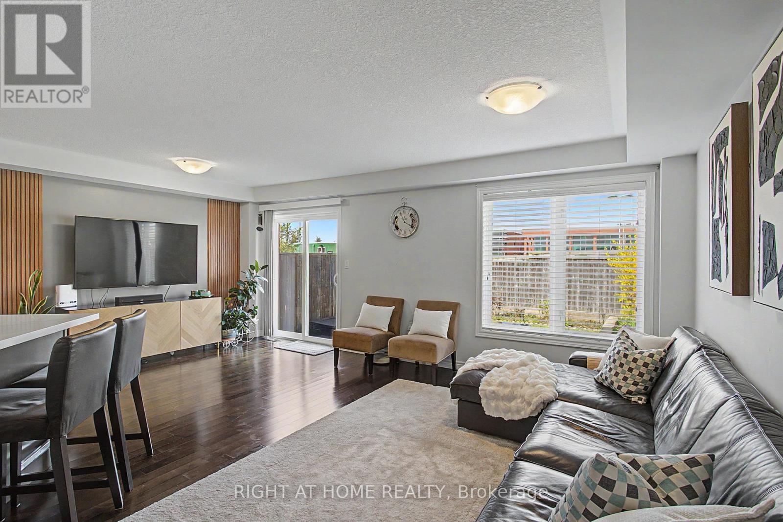262 Pinehill Drive, Hamilton, Ontario  L0R 1P0 - Photo 6 - X13094026