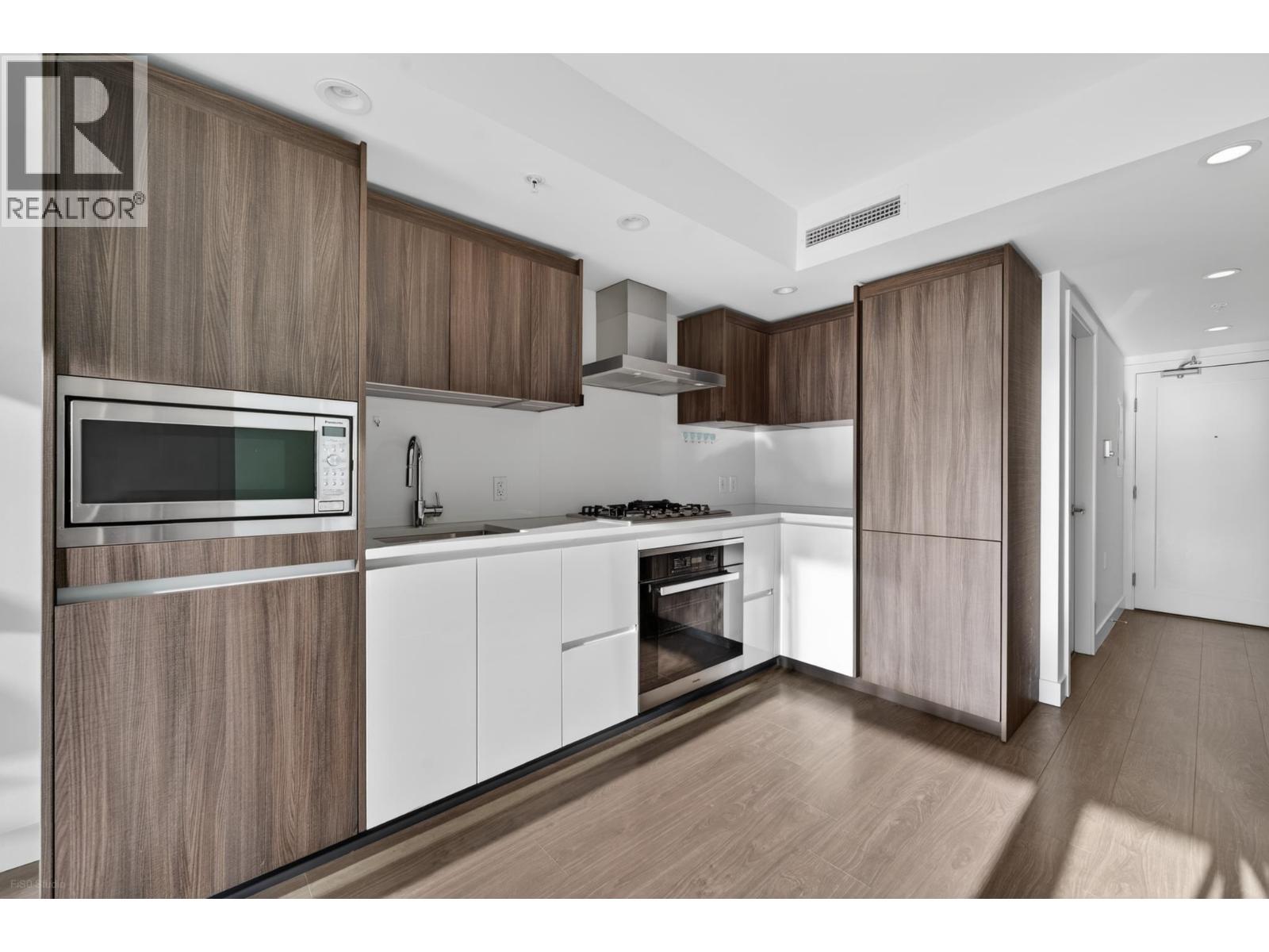 651 6328 No. 3 Road, Richmond, British Columbia  V6Y 0L6 - Photo 7 - R3120196