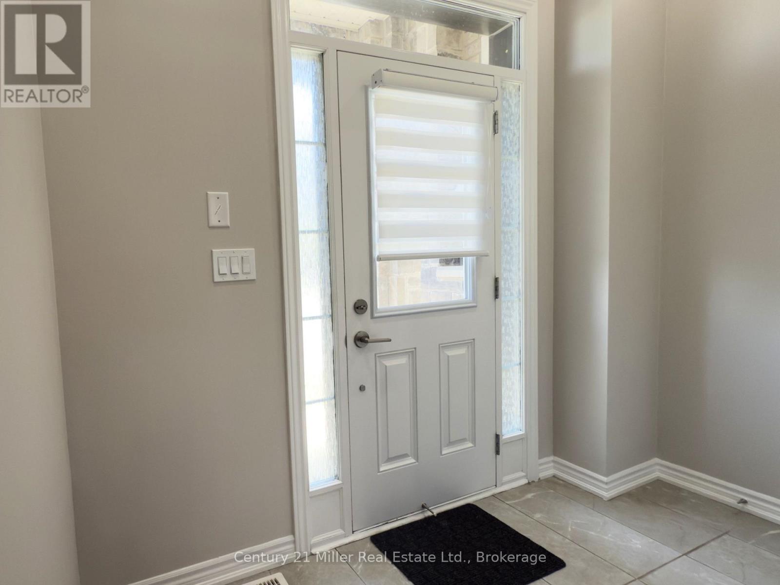 373 Twinflower Place, Milton, Ontario  L9E 1T2 - Photo 4 - W13094178