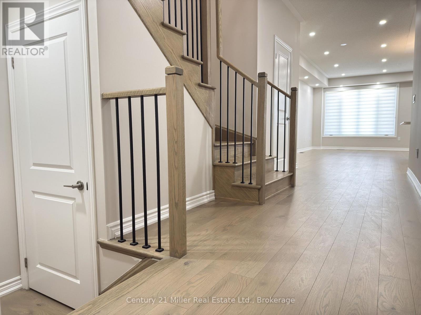373 Twinflower Place, Milton, Ontario  L9E 1T2 - Photo 8 - W13094178