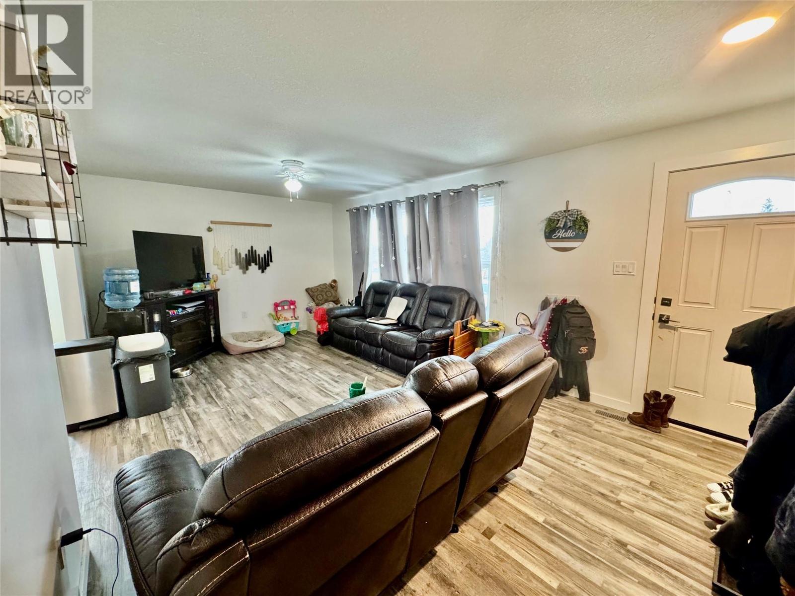 9120 8 Street, Dawson Creek, British Columbia  V1G 3N4 - Photo 3 - 10374331