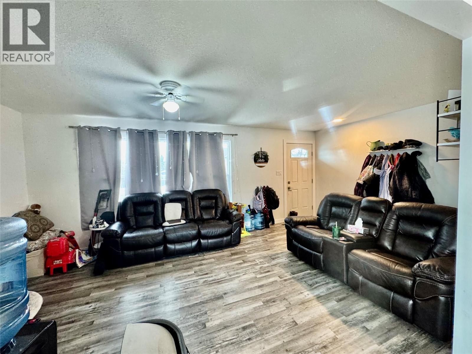 9120 8 Street, Dawson Creek, British Columbia  V1G 3N4 - Photo 2 - 10374331