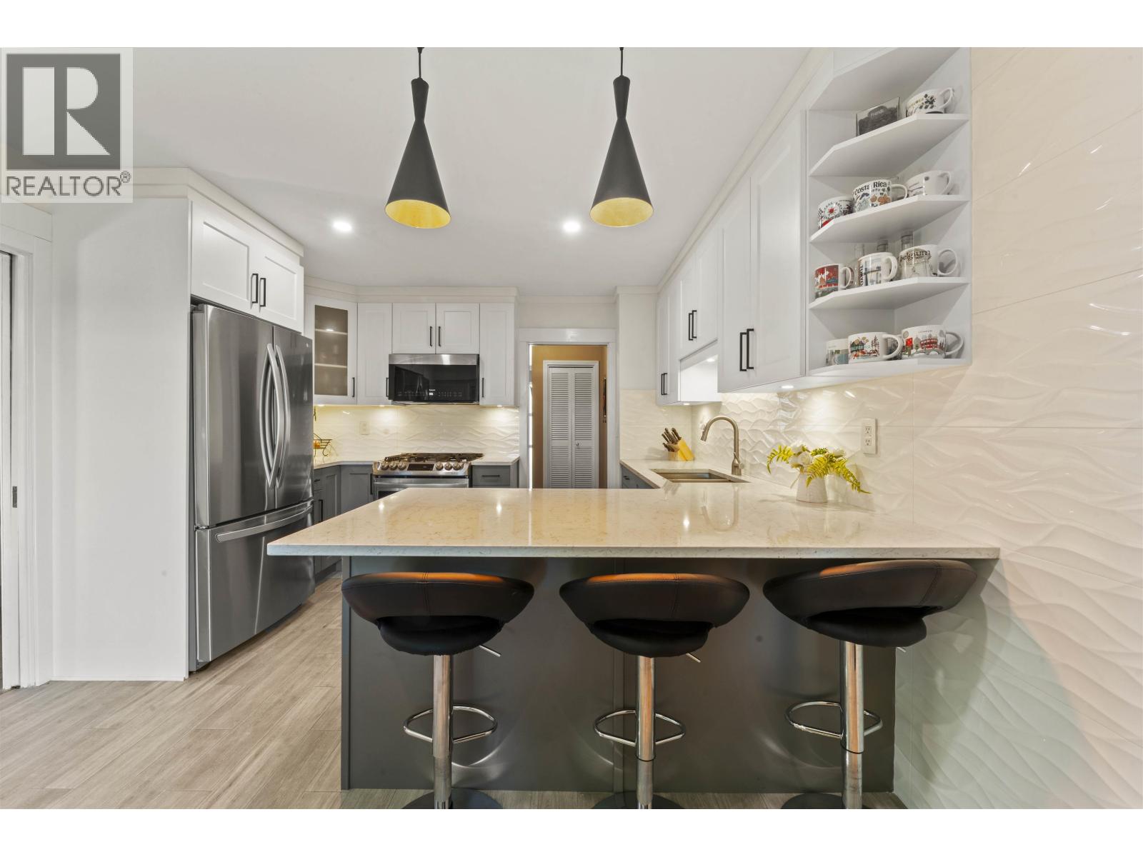 924 Garrow Drive, Port Moody, British Columbia  V3H 1H9 - Photo 15 - R3120100