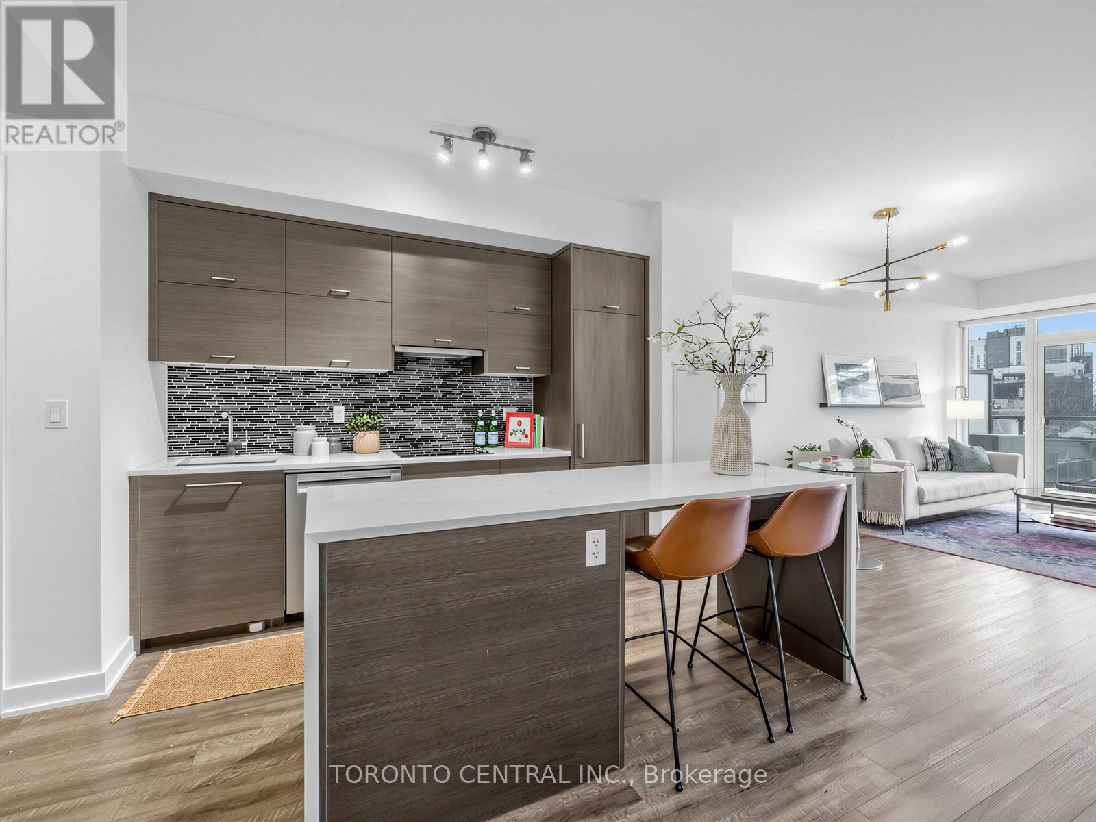 402 - 106 Dovercourt Road, Toronto, Ontario  M6J 0G4 - Photo 4 - C13094122