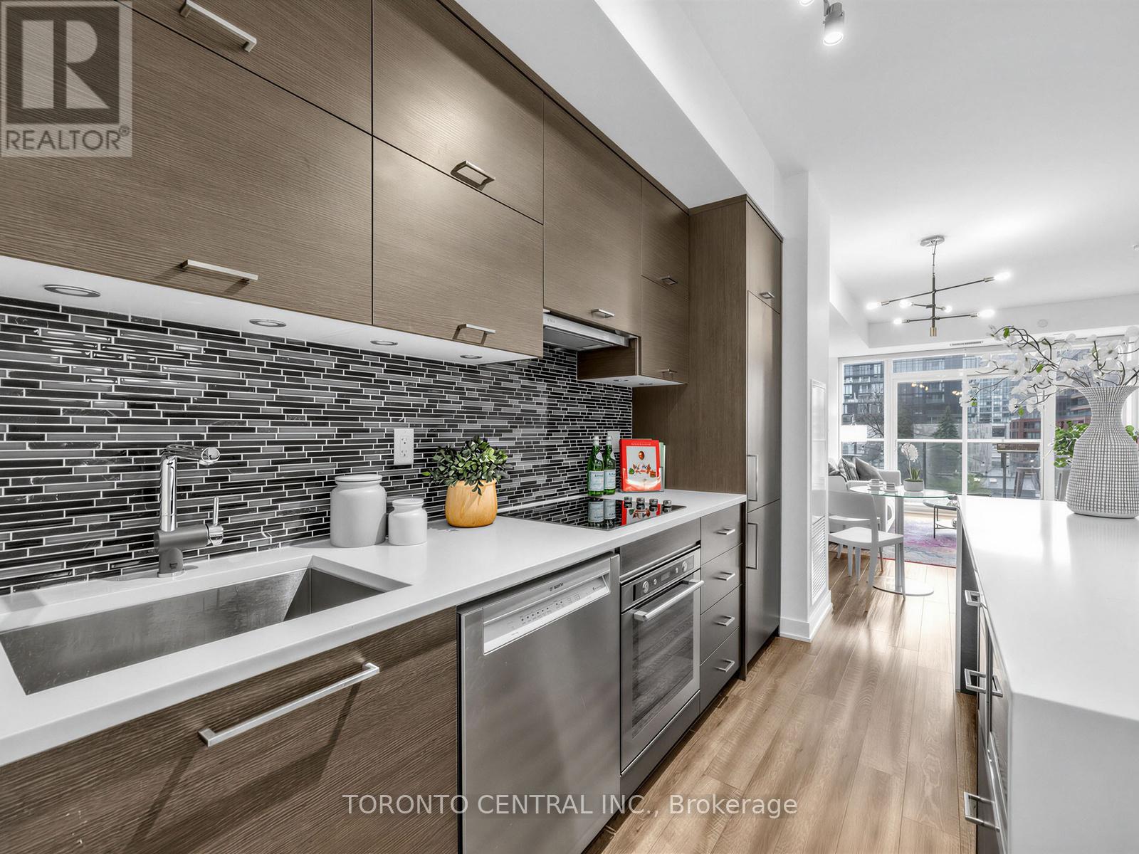 402 - 106 Dovercourt Road, Toronto, Ontario  M6J 0G4 - Photo 5 - C13094122