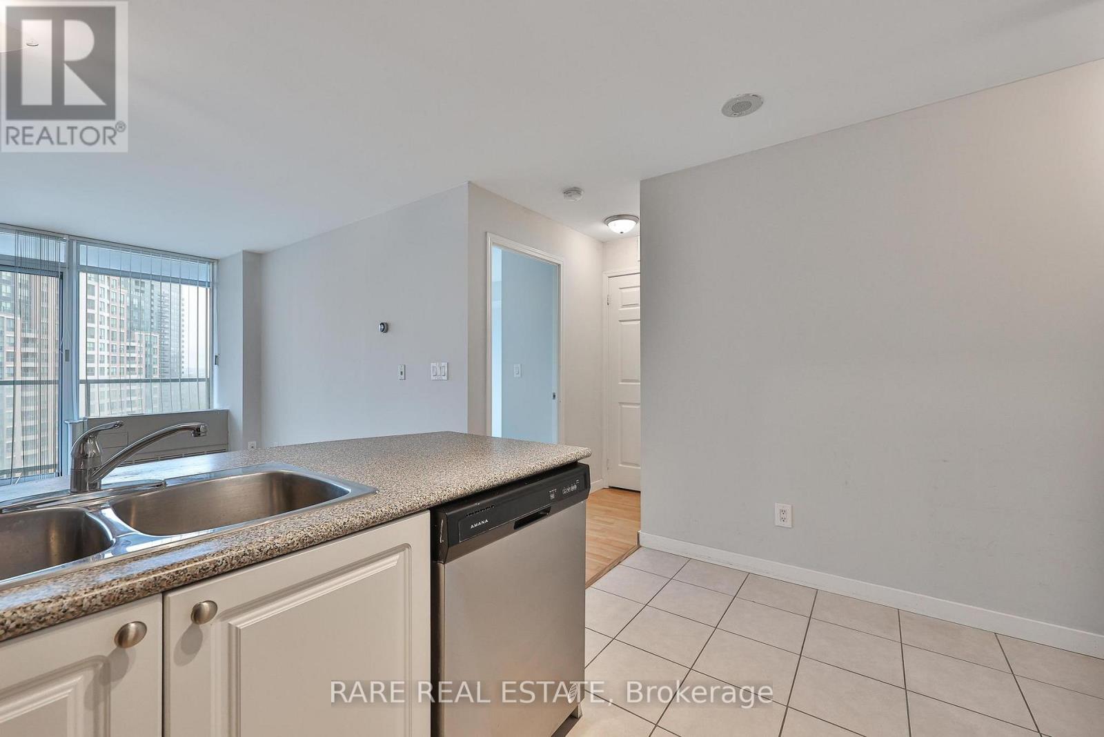 1909 - 5500 Yonge Street, Toronto, Ontario  M2N 7L1 - Photo 10 - C13094136