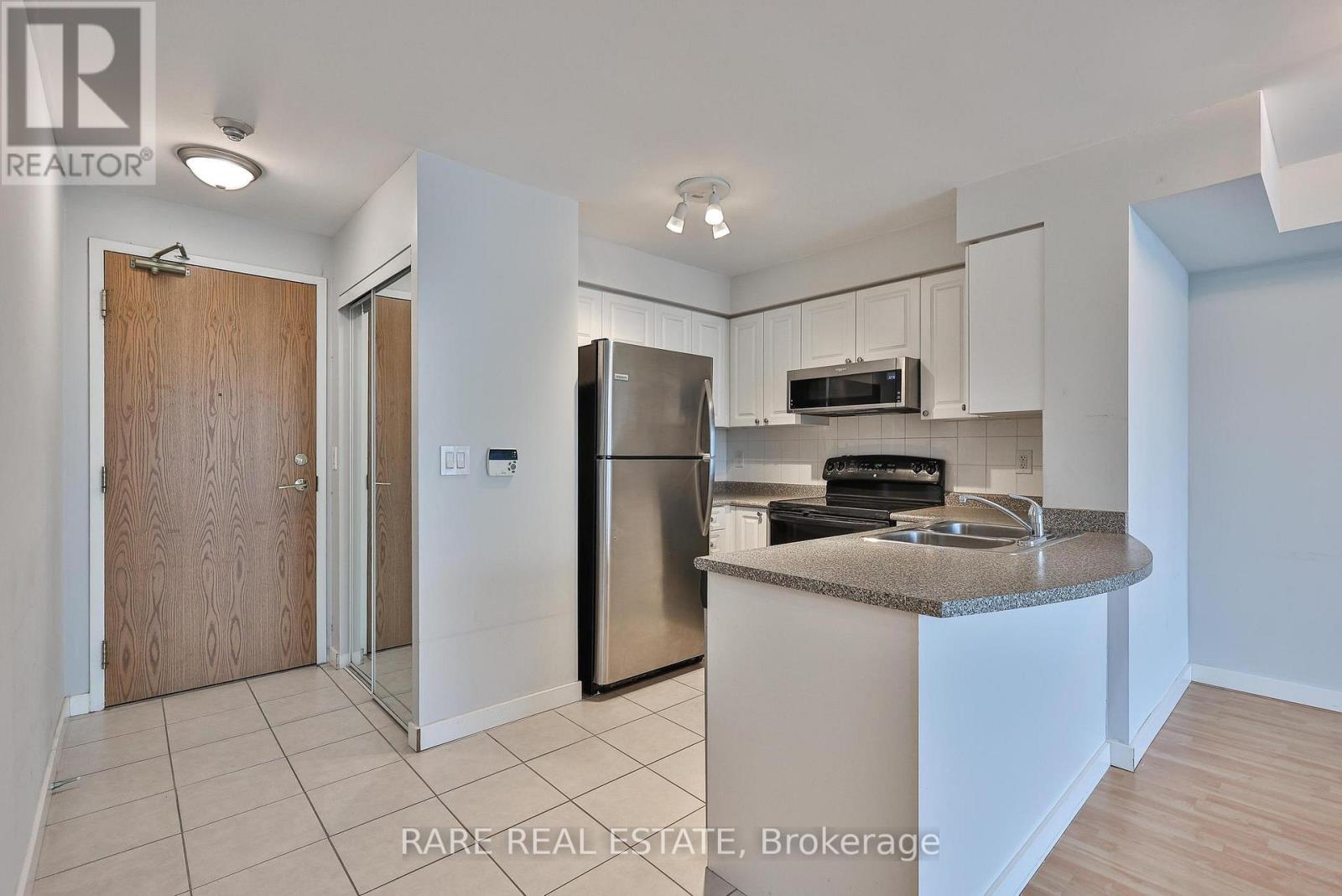 1909 - 5500 Yonge Street, Toronto, Ontario  M2N 7L1 - Photo 2 - C13094136