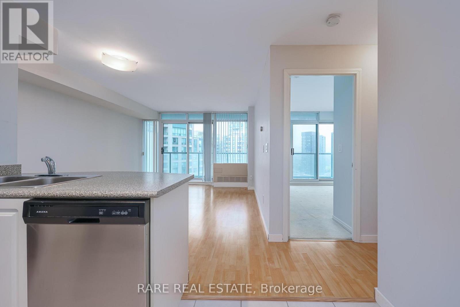 1909 - 5500 Yonge Street, Toronto, Ontario  M2N 7L1 - Photo 4 - C13094136