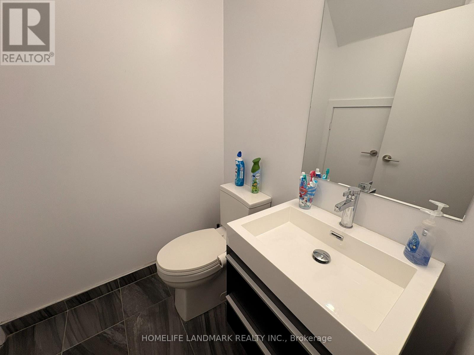 Th4 - 175 Pears Avenue, Toronto, Ontario  M5R 0C2 - Photo 9 - C13094142