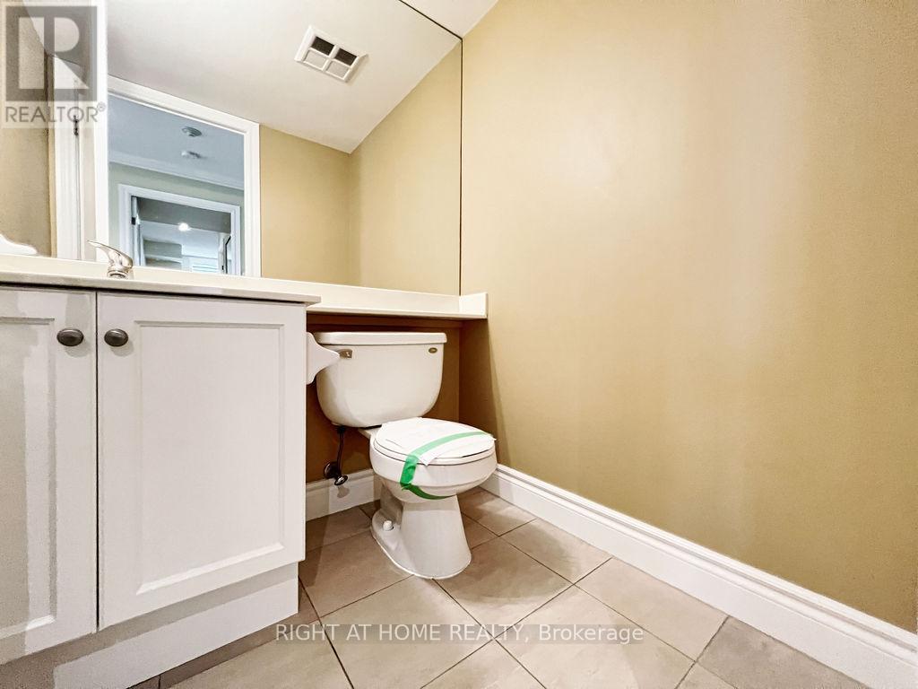 905 - 123 Eglinton Avenue, Toronto, Ontario  M4P 1J2 - Photo 17 - C13094176