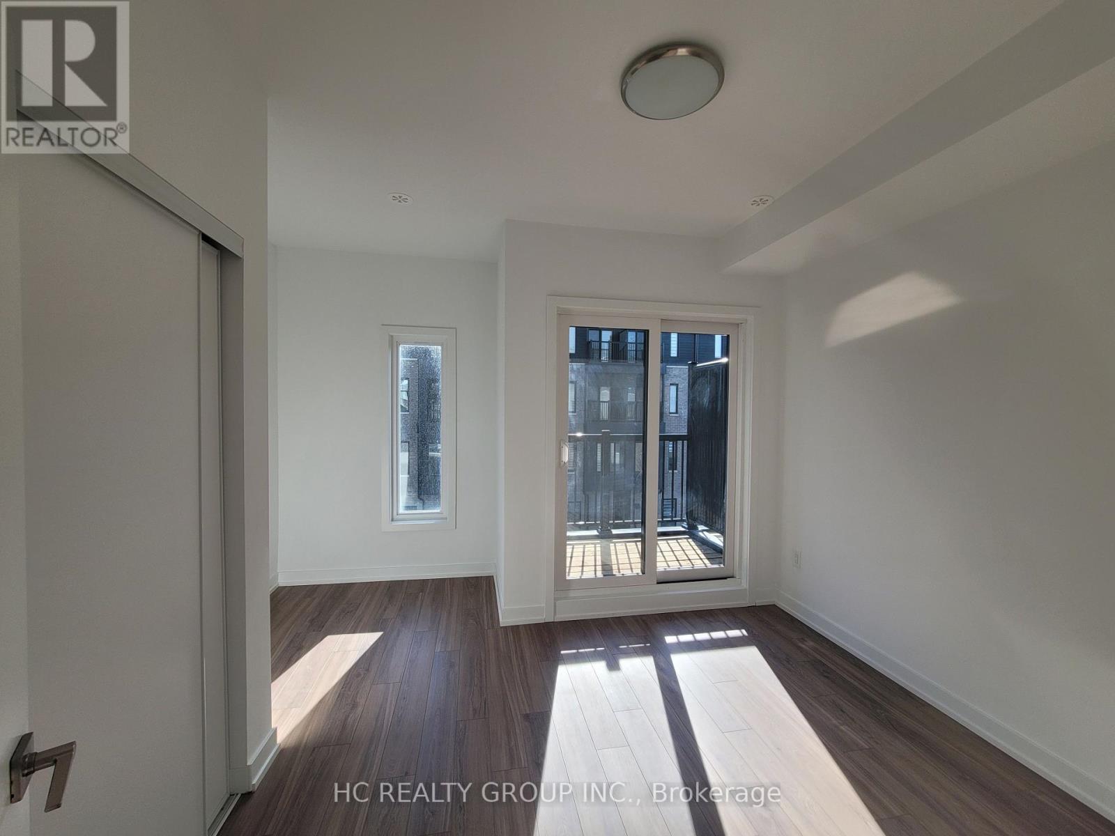 11 Calamint Lane, Toronto, Ontario  M1W 2H1 - Photo 6 - E13094108