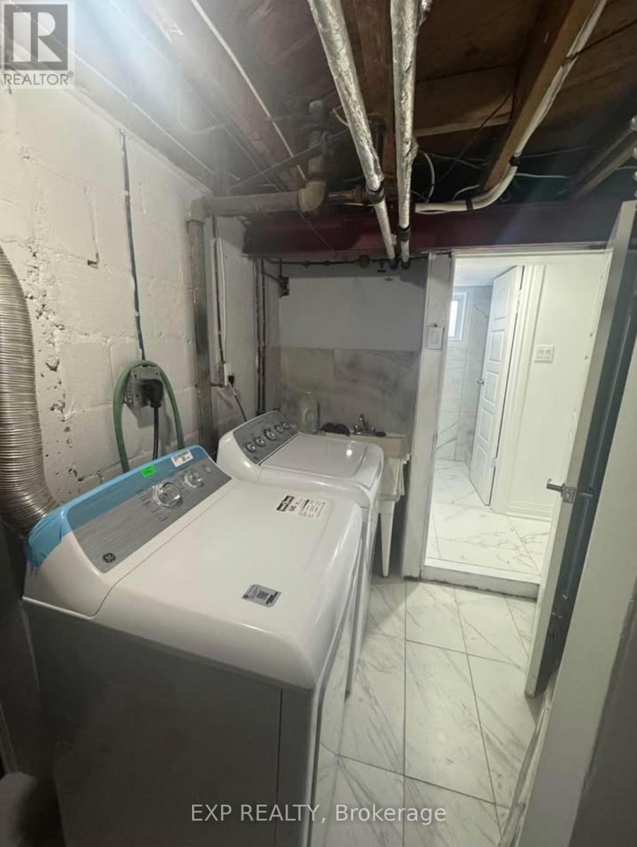 Bsmt - 148 Cosburn Avenue S, Toronto, Ontario  M4J 2L7 - Photo 11 - E13094138