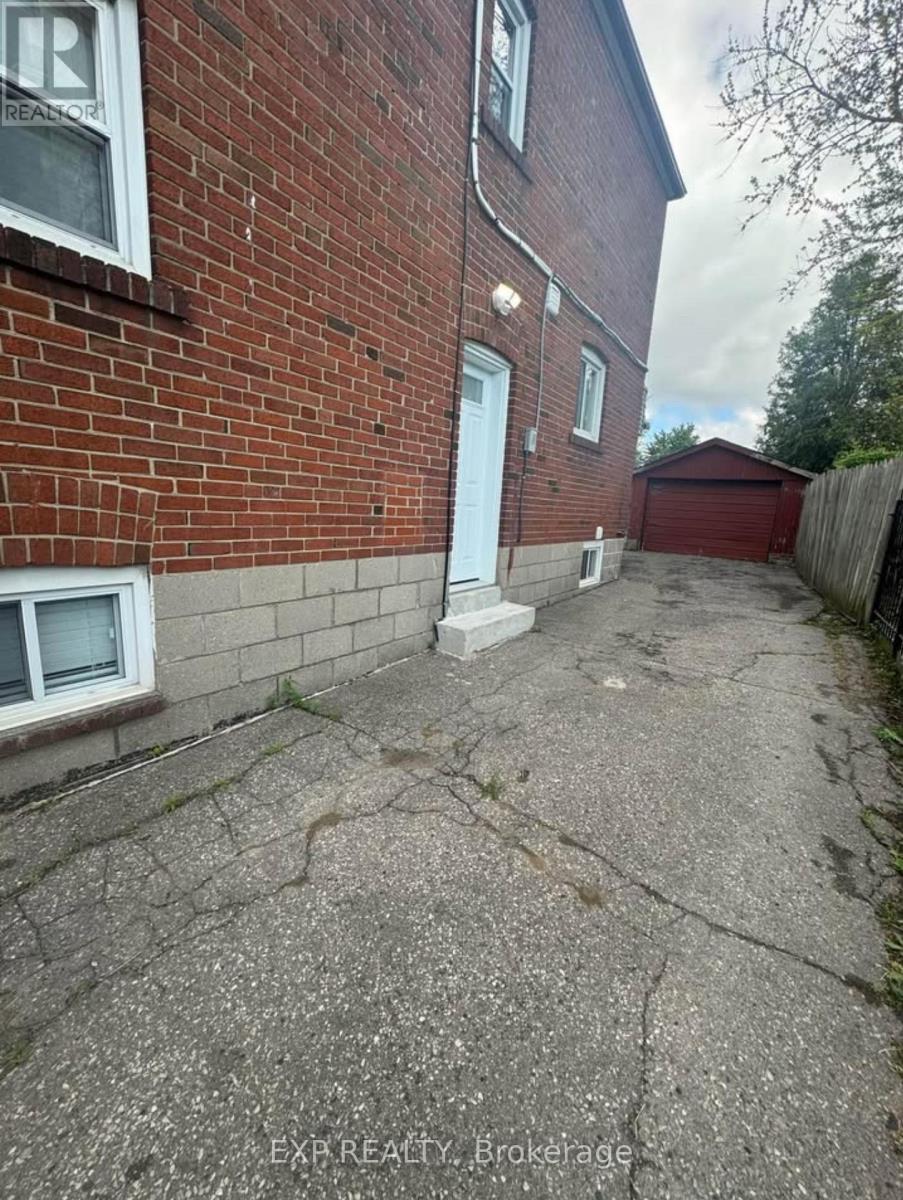 Bsmt - 148 Cosburn Avenue S, Toronto, Ontario  M4J 2L7 - Photo 12 - E13094138