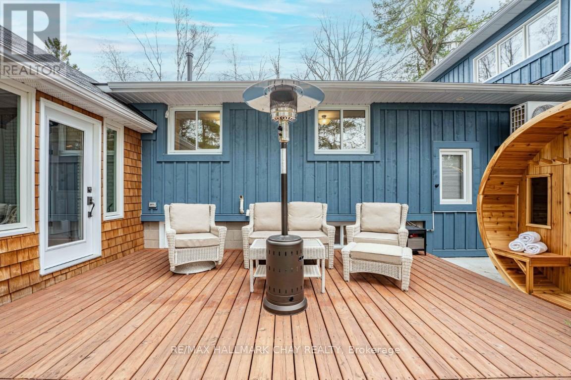 18 Lawrence Avenue, Springwater, Ontario  L9X 0W3 - Photo 10 - S13094182