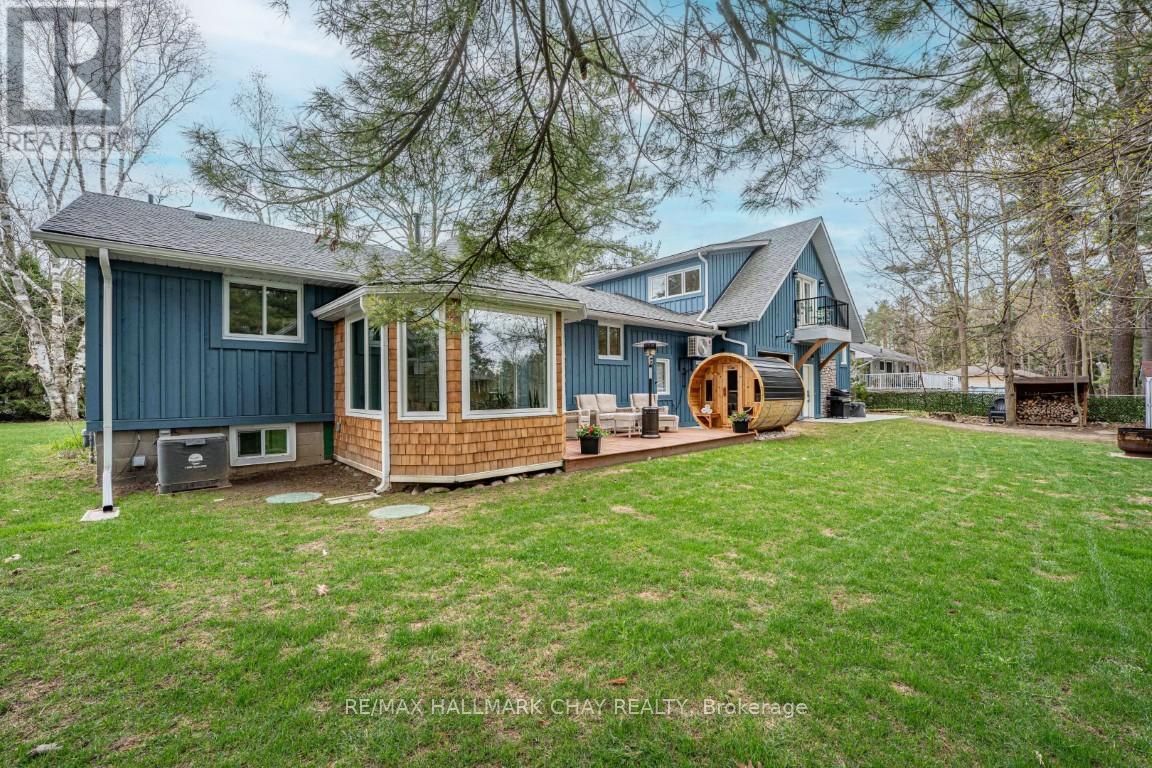 18 Lawrence Avenue, Springwater, Ontario  L9X 0W3 - Photo 8 - S13094182