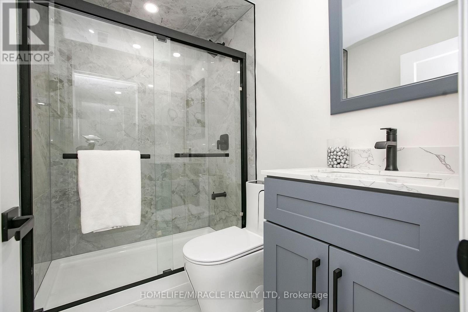 52 Foxacre Row, Brampton, Ontario  L6V 3P5 - Photo 47 - W13094128