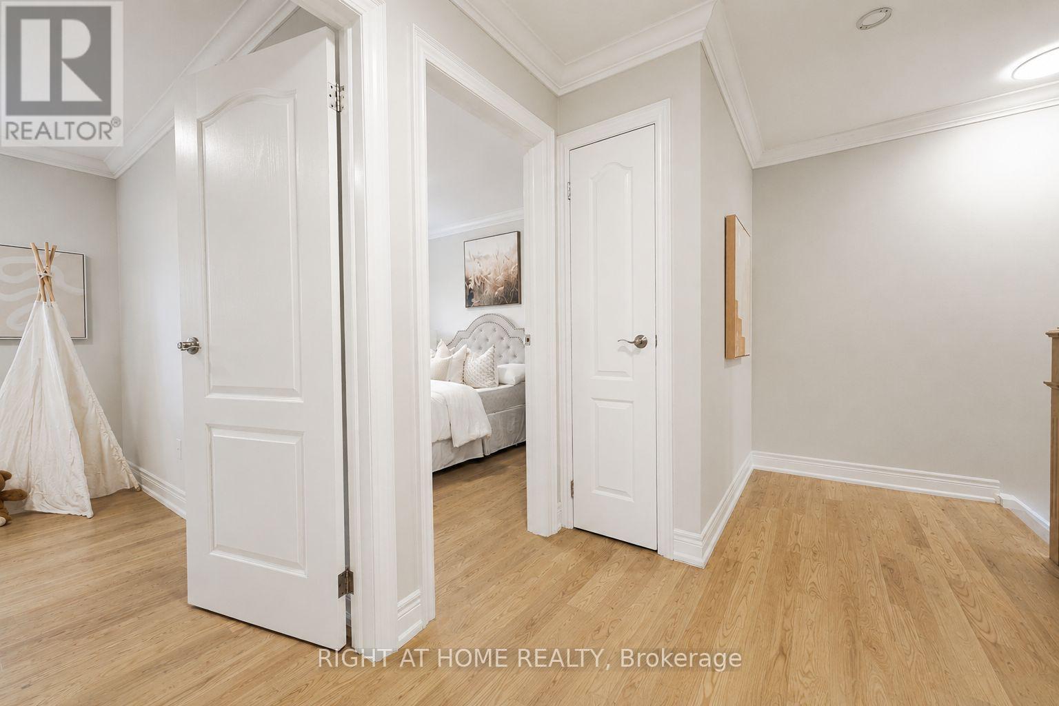 3305 Burdock Place, Mississauga, Ontario  L5A 4B7 - Photo 20 - W13094156