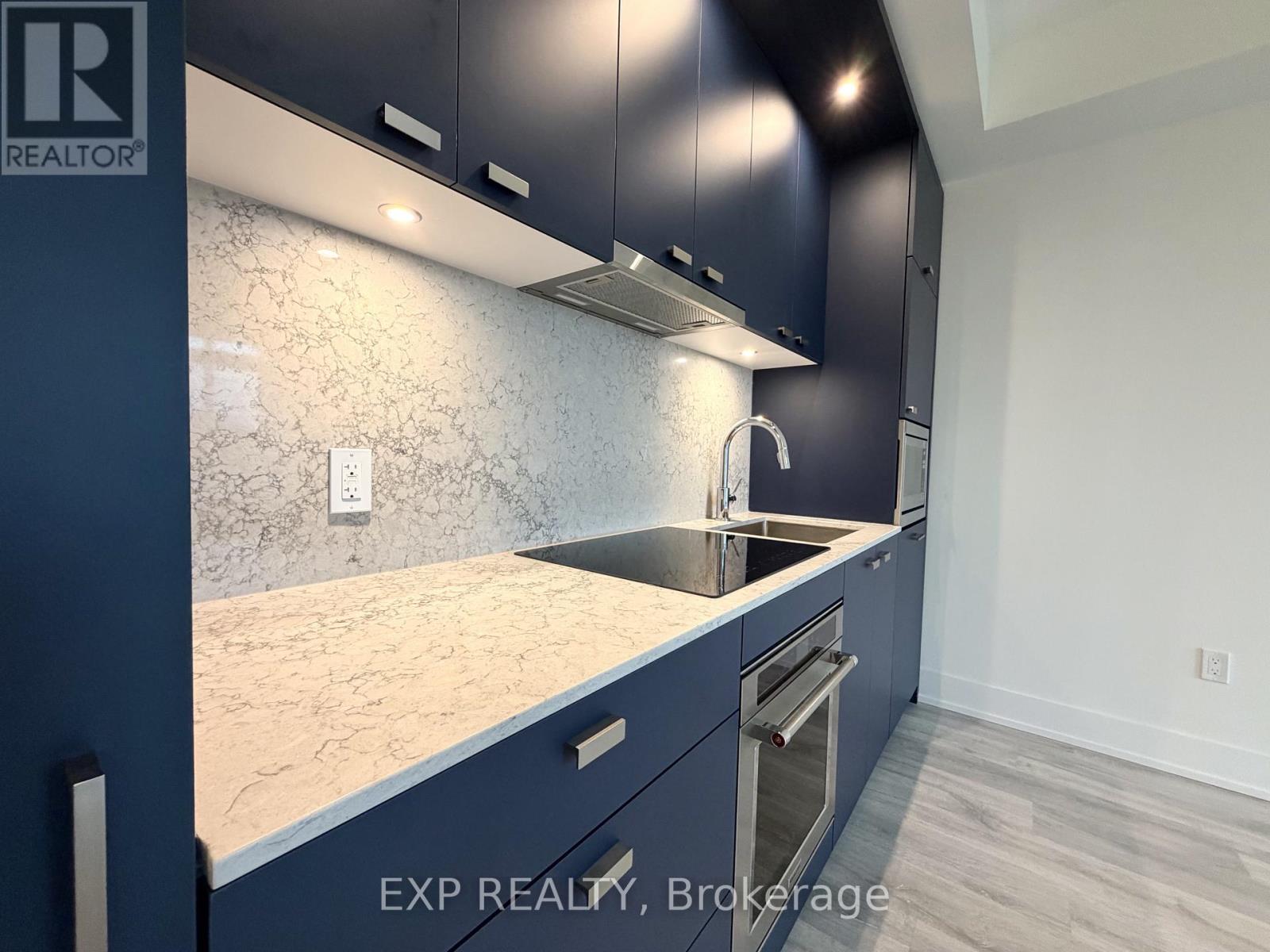611 - 858 Dupont Street, Toronto, Ontario  M6G 0C1 - Photo 2 - W13094158