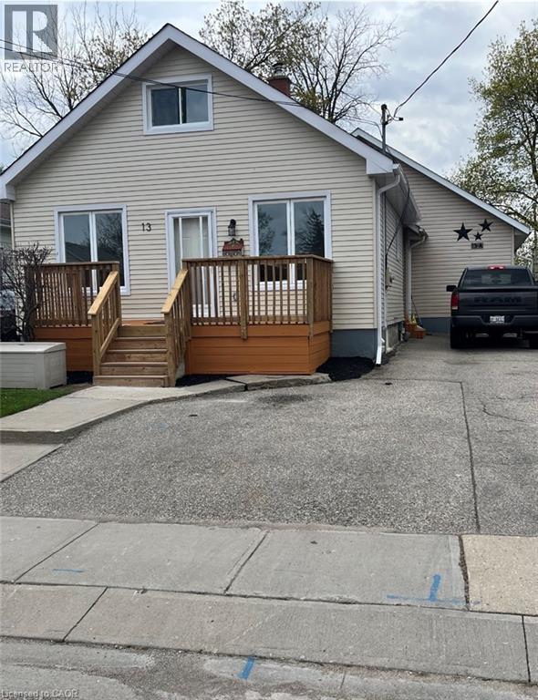 13 STANLEY Street, cambridge, Ontario