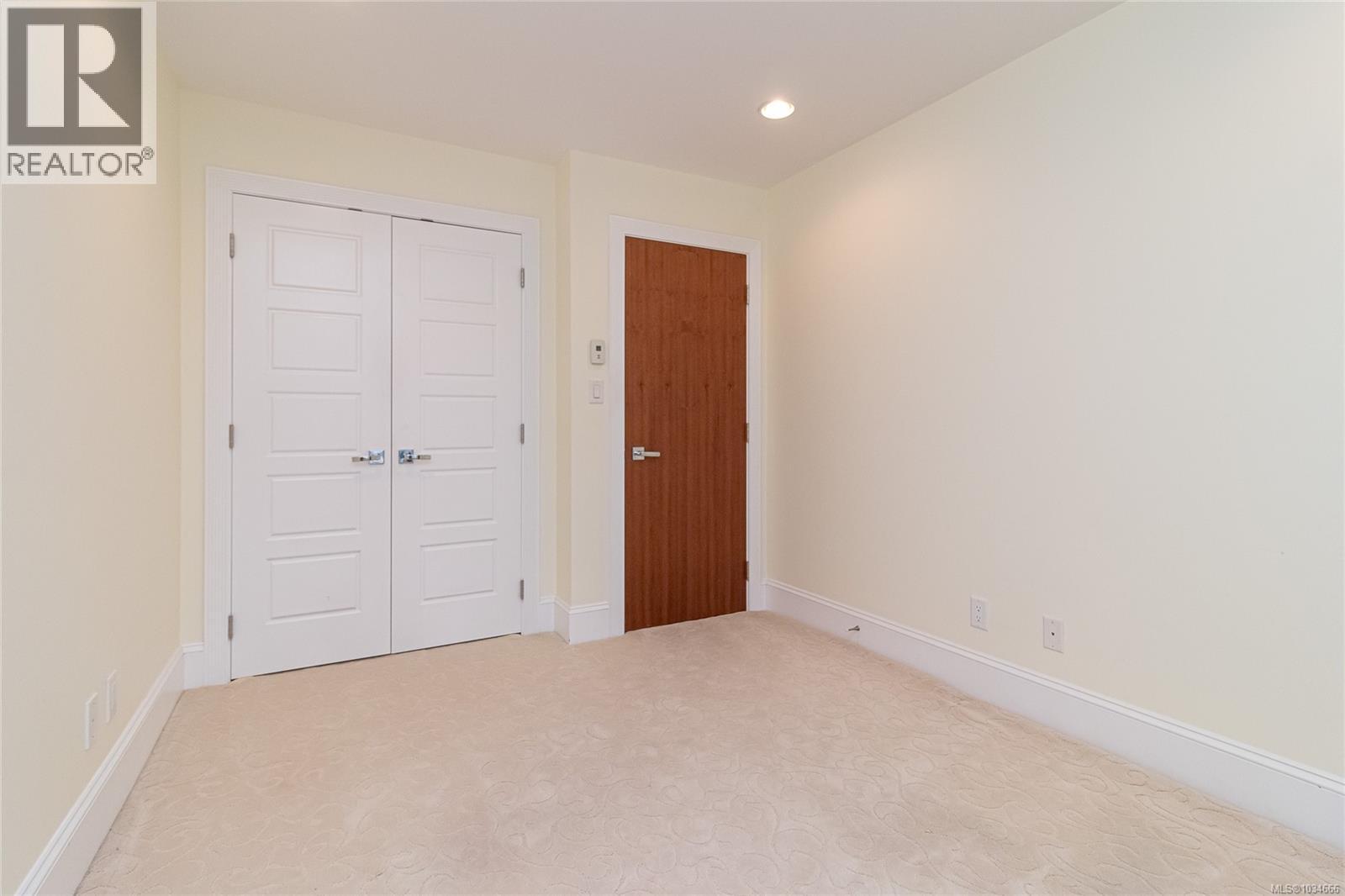 9708a Third St, Sidney, British Columbia  V8L 3A2 - Photo 55 - 1034666