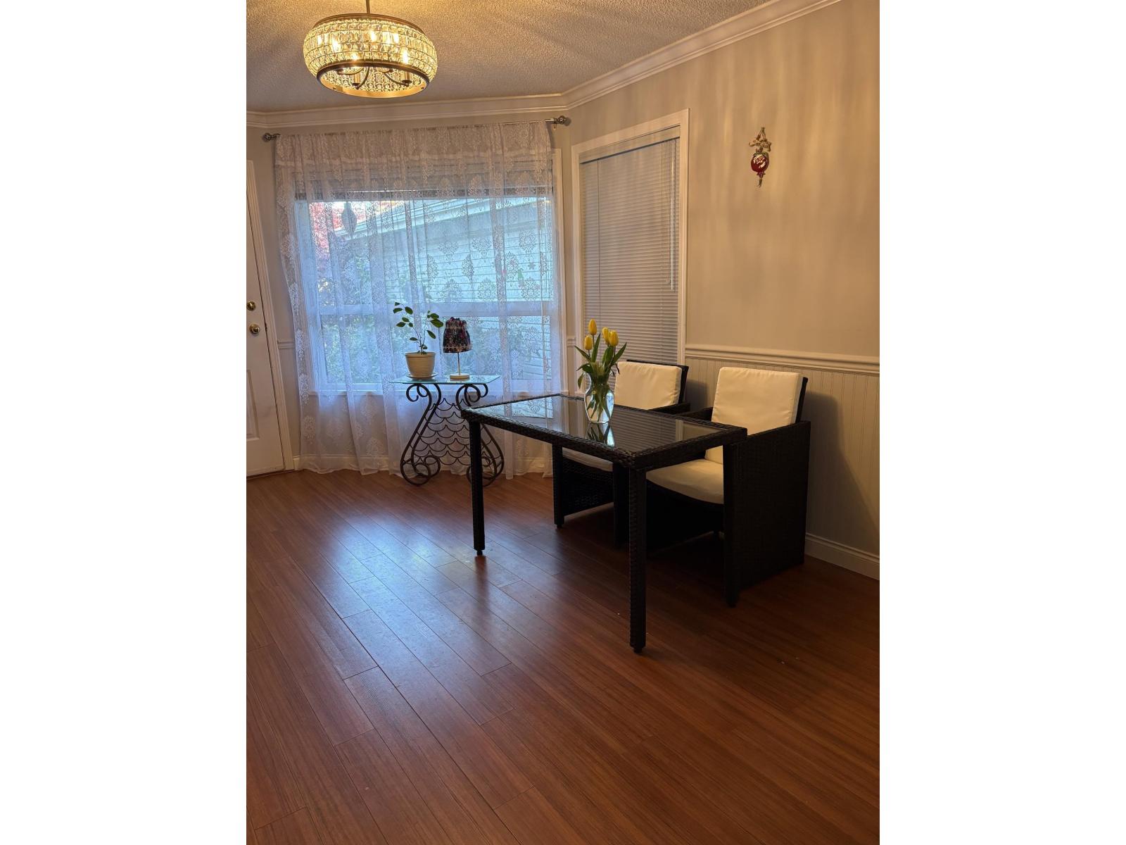 6433 121a Street, Surrey, British Columbia  V3W 0Y4 - Photo 5 - R3118745