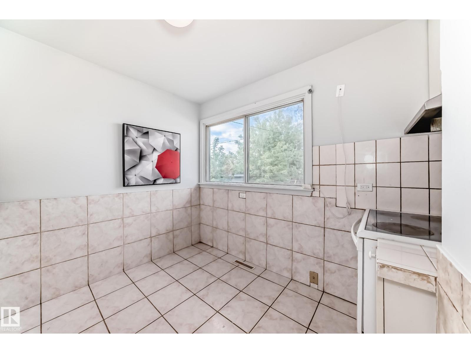 13003 Sherbrooke Av Nw, Edmonton, Alberta  T5L 4E6 - Photo 13 - E4486128